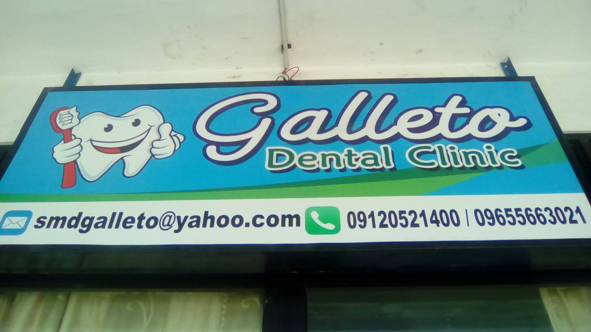 Galleto Dental Clinic job hiring image